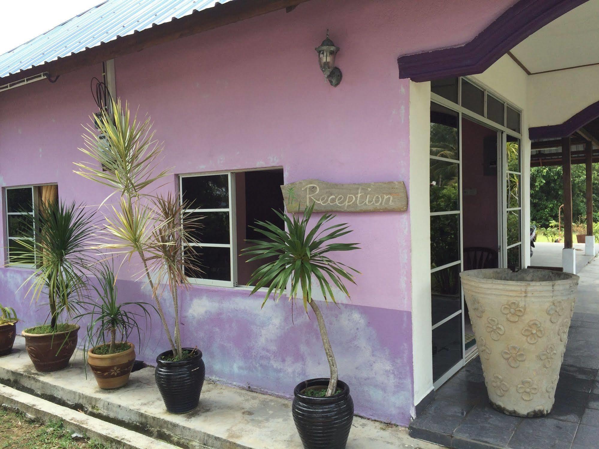 Motel Tanjung Puteri Pasir Hitam Extérieur photo